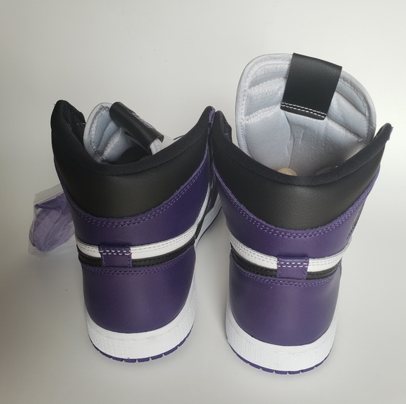 Air Jordan 1 Retro High Court Purple - Picture 4 of 5